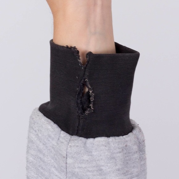 90s Chicago Bulls Reversible Hoodie - Petite Medium | Distressed NBA Basketball - Picture 8 of 10